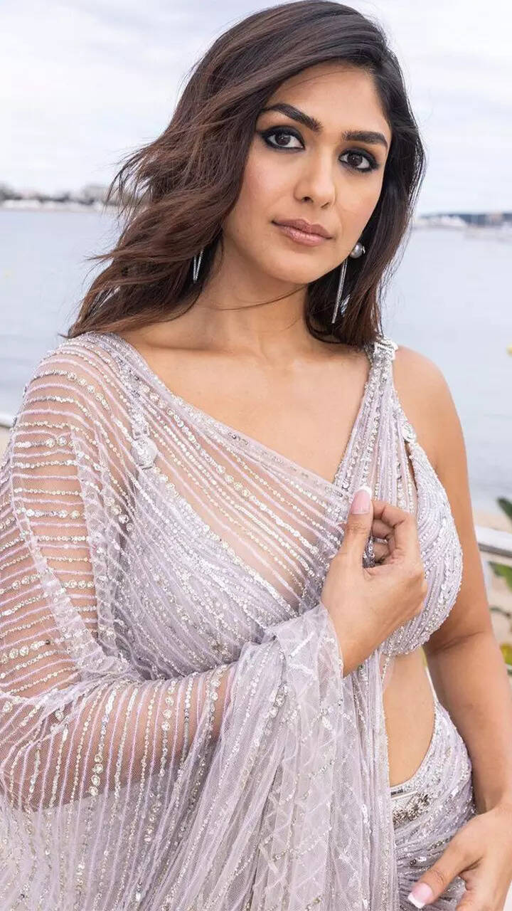 ​Netted saree paired with bralette​