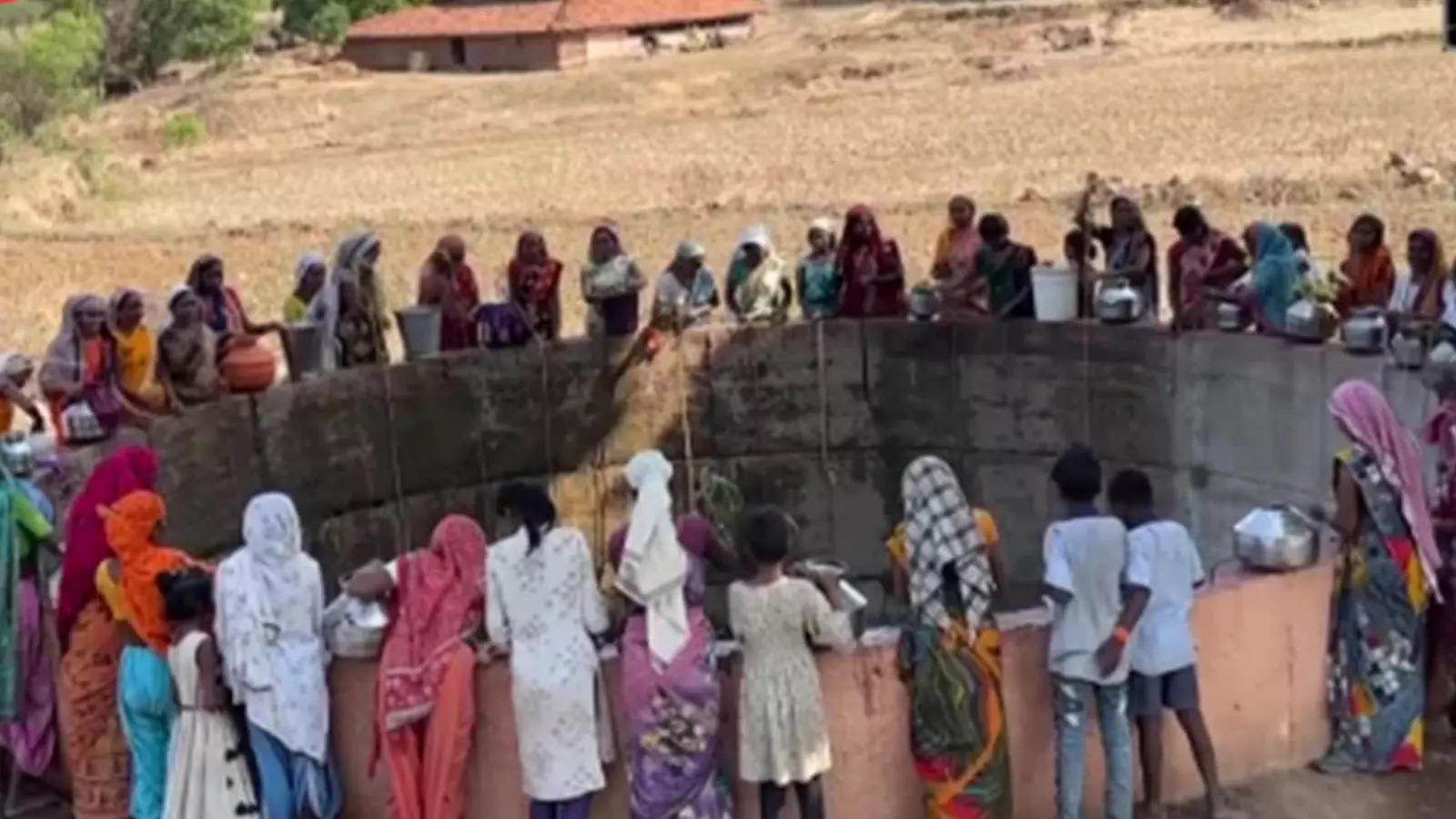 No Water To Drink In Maharashtra’s Nashik, Villagers Compelled To ...