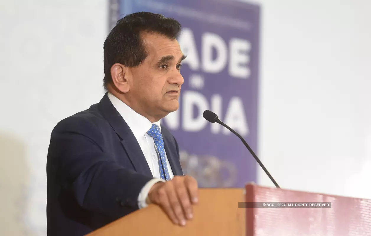 Delhi bigwigs attend the launch of Amitabh Kant's new book 'Made In India'