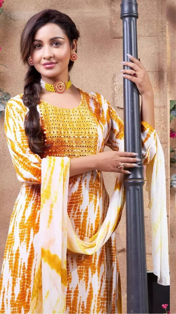 A stunner with sheer elegance