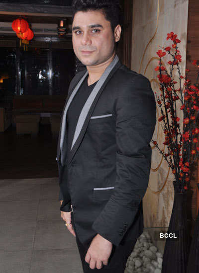 Mayyur Girotra's b'day bash