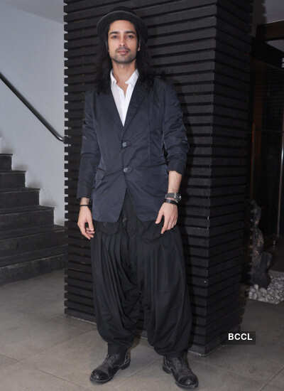 Mayyur Girotra's b'day bash