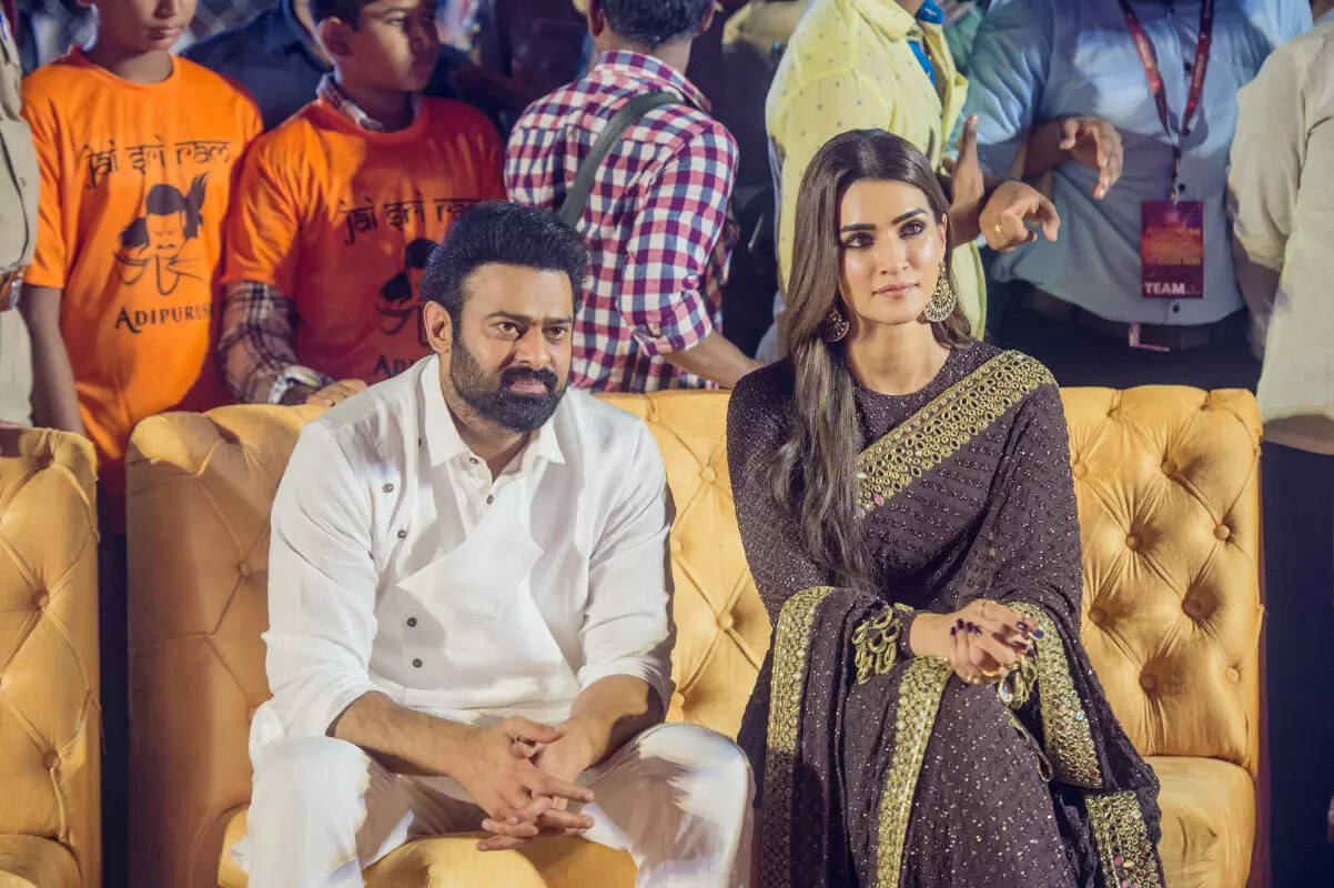 Prabhas & Kriti Sanon unveil the final trailer of Adipurush at a grand event in Tirupati