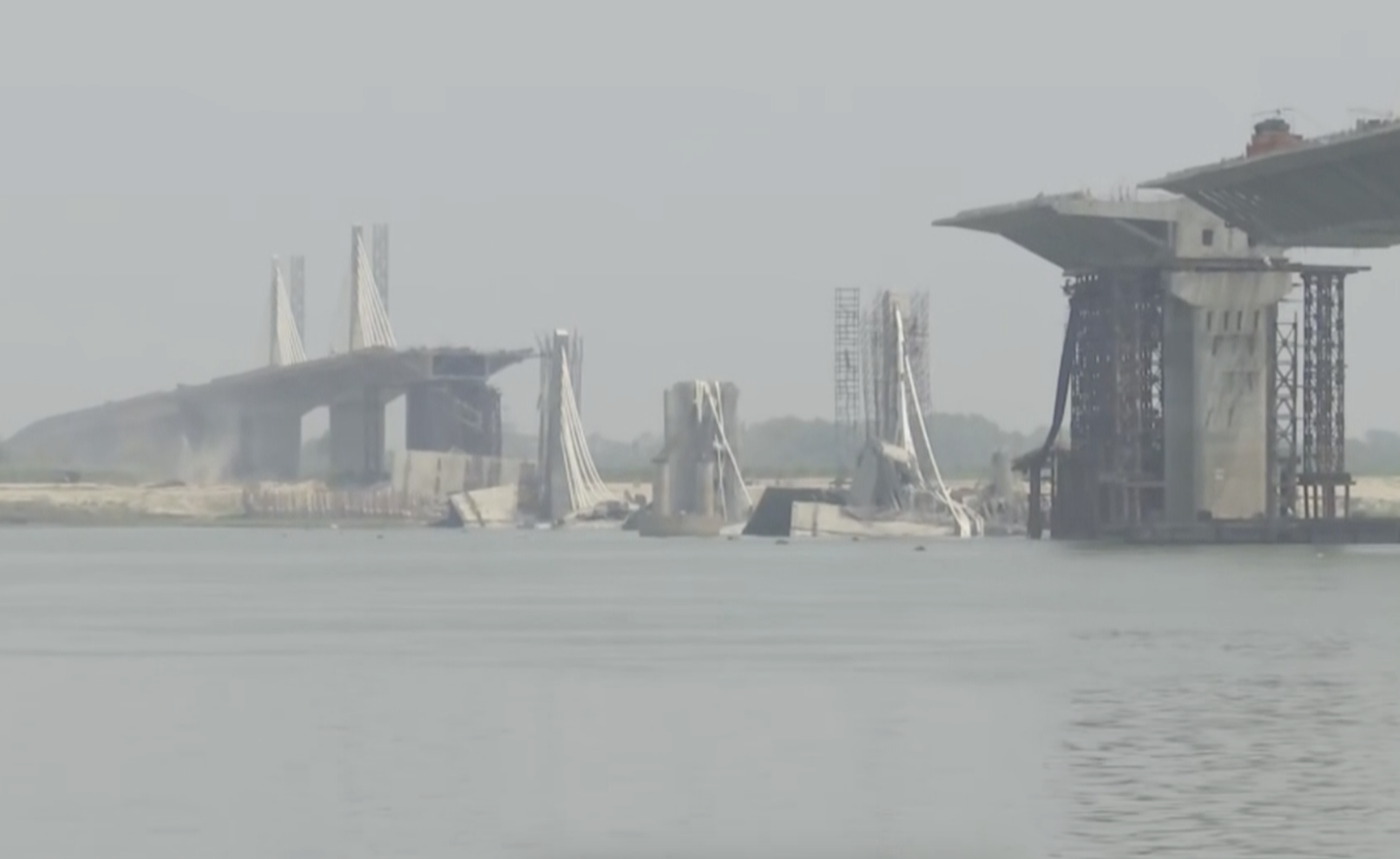 Bihar: Authorities begin restoration work of collapsed bridge in Bhagalpur