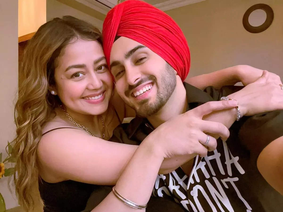Neha Kakkar's marriage with Rohanpreet Singh in trouble? Here's how the  couple fell in love, got married and what sparked separation rumours | The  Times of India