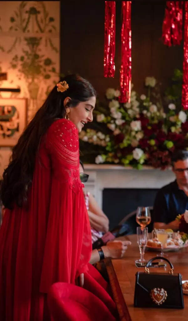 Sonam Kapoor drops stunning pictures from her birthday celebration in London