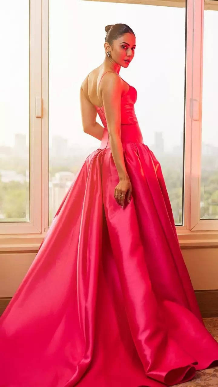 Fuschia pink hot sale gown