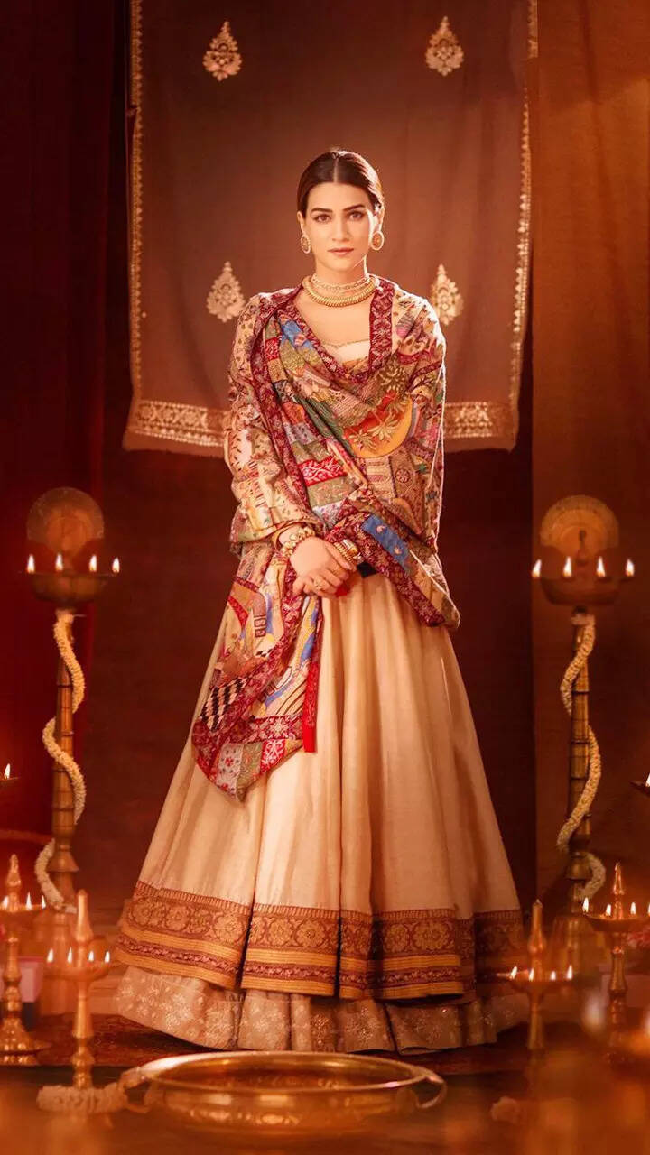 Kriti Sanon looks mystic and graceful in a beautiful shawl inspired by Ayodhya Tales