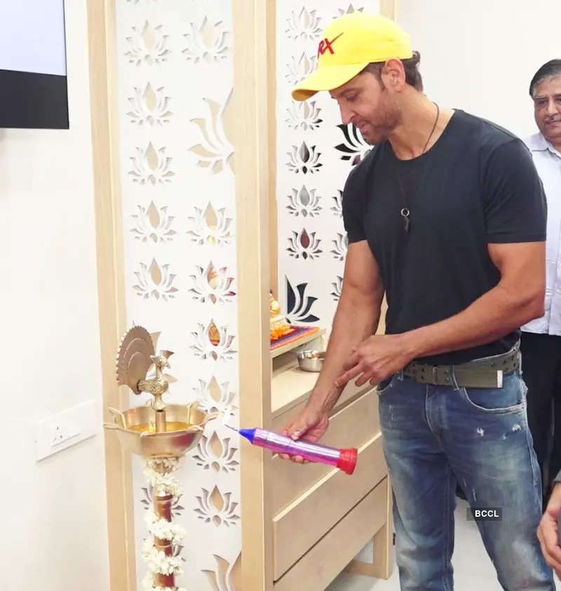 Hrithik Roshan attends the inauguration of a hospital