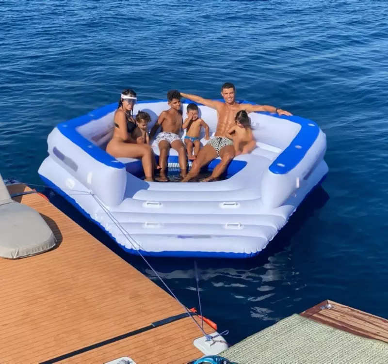 Christiano Ronaldo share the picture of Floral Pyjamas on his luxury Yacht.