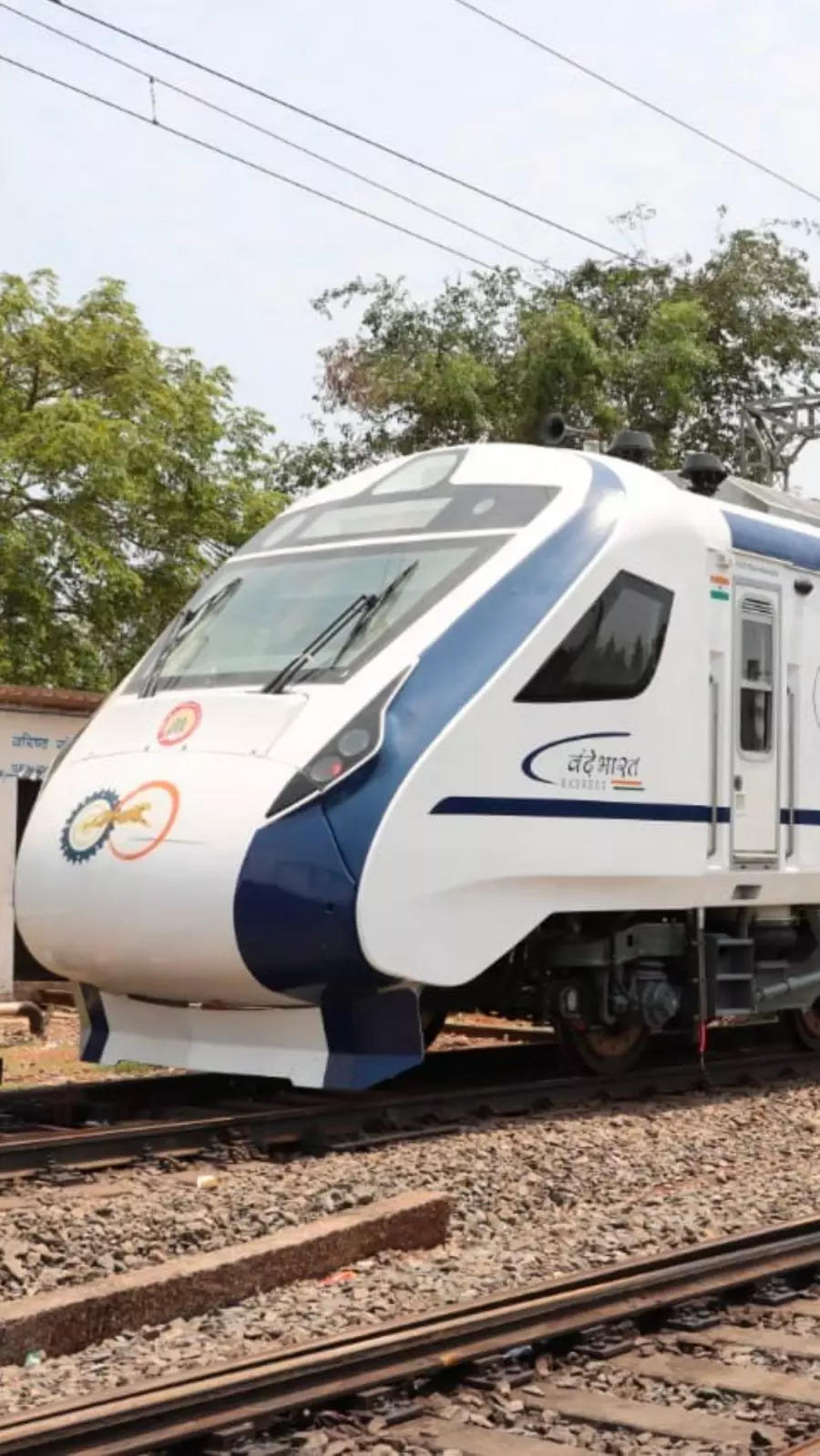 Mumbai Goa Vande Bharat Launch: Madgaon-CSMT Vande Bharat Express To ...