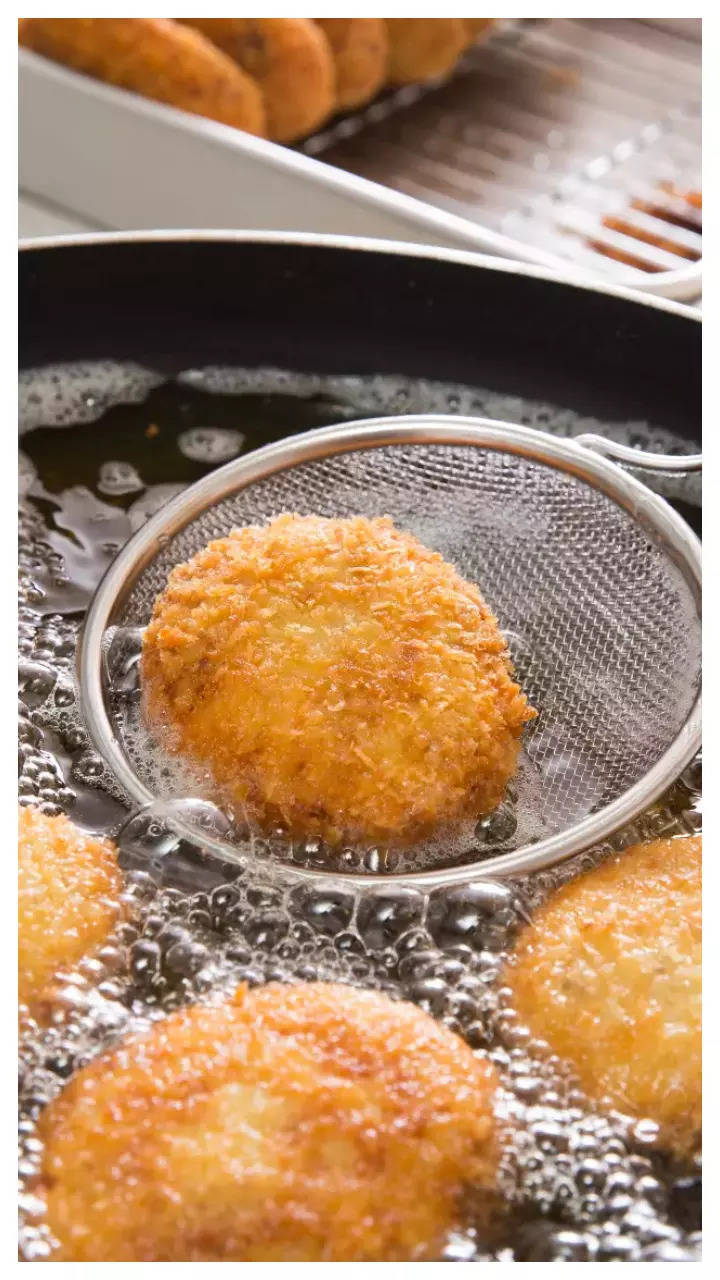 Oil Absorption During Deep Frying: How to Minimize the Absorption of Oil  While Deep Frying