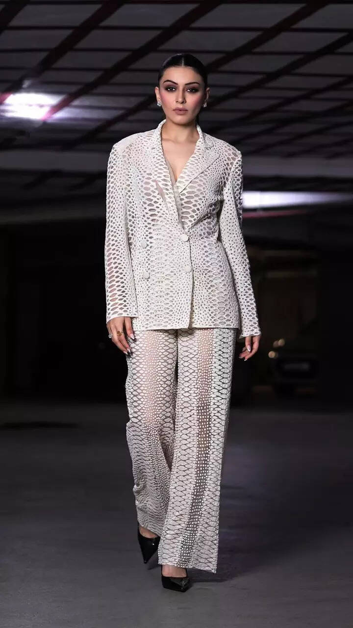 Hansika Motwani gives us boss lady vibes in stylish workwear