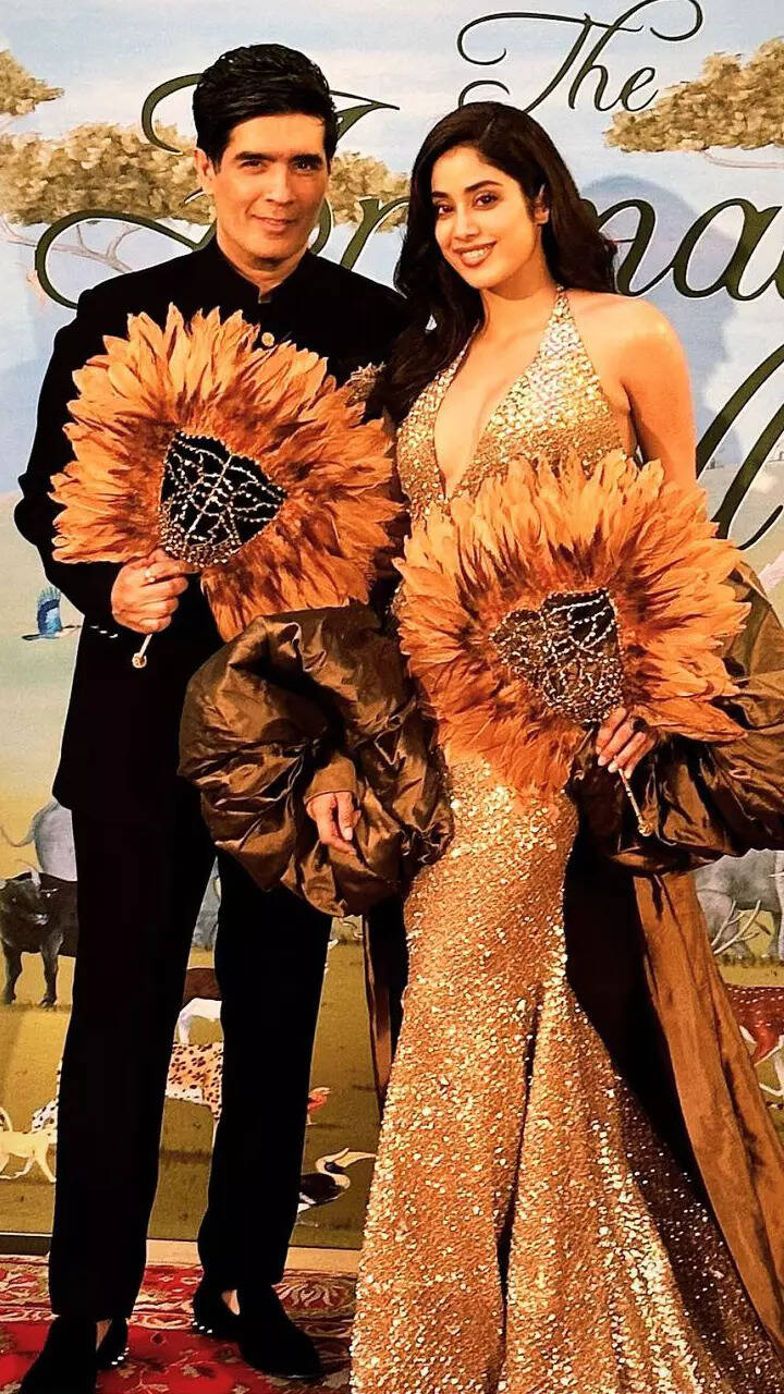 JANHVI WITH MANISH MALHOTRA