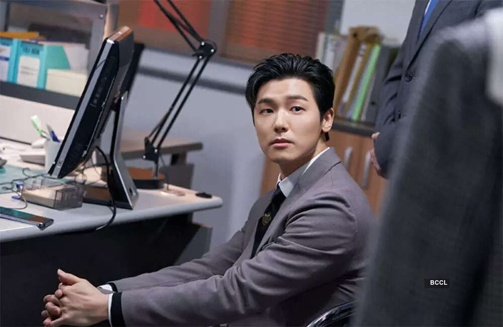 Celebrity Season 1 Review: The world of influencers is both dazzling