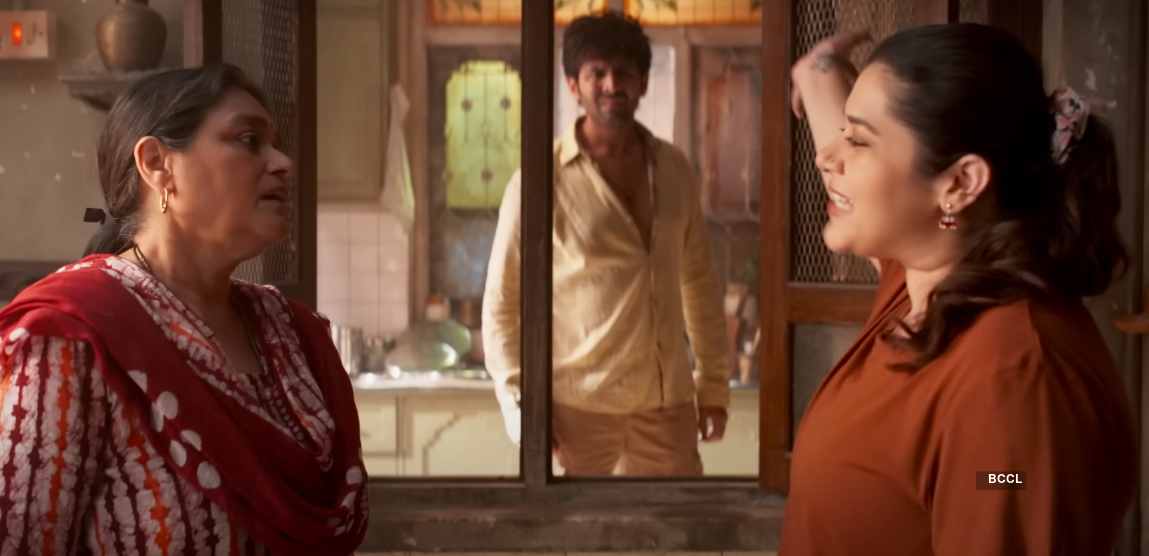 Checkout movie stills of the Hindi movie 'Satyaprem Ki Katha'​