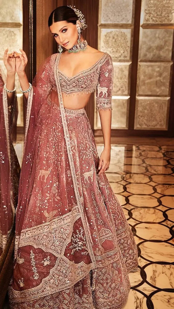 Lehenga girl for life 