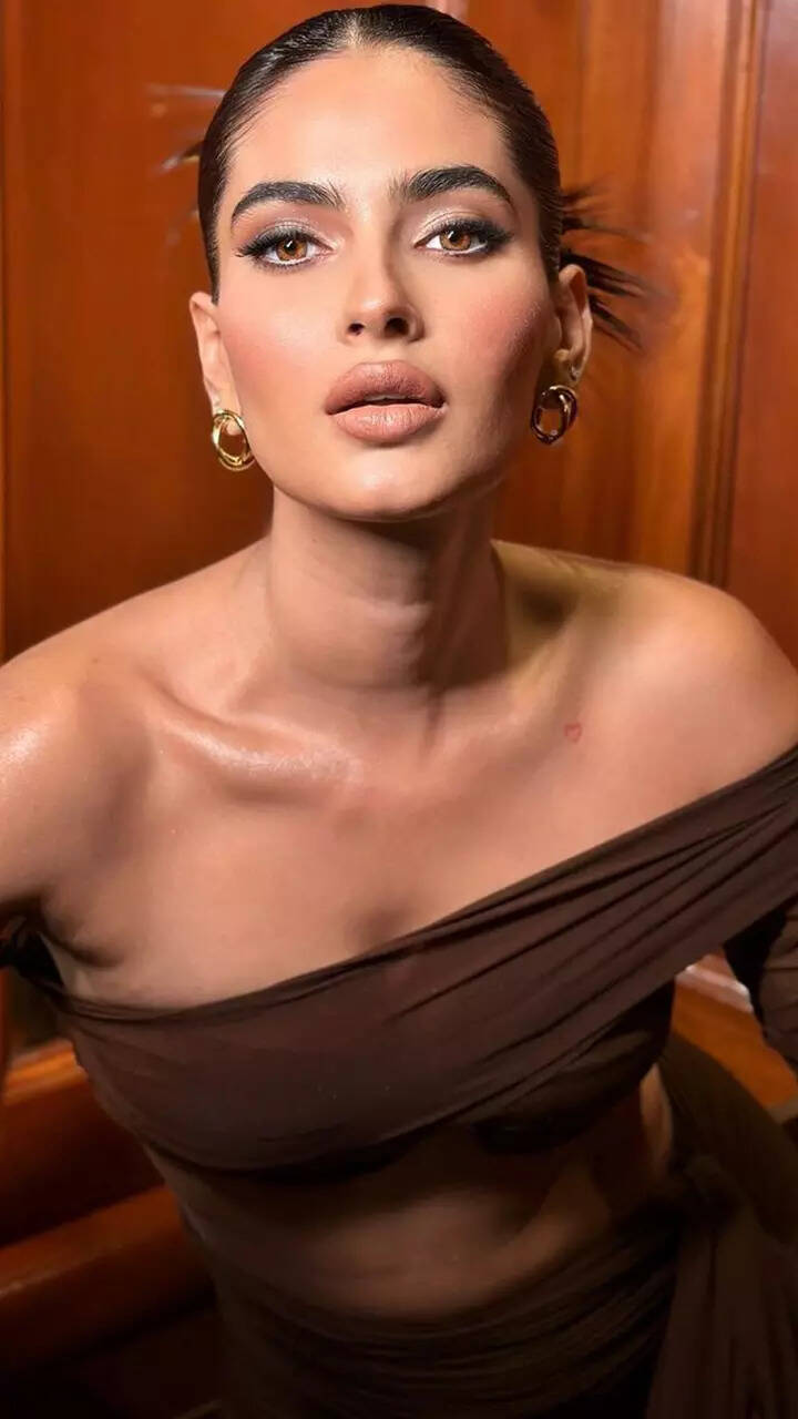 ​Karishma Sharma's red carpet looks and style inspiration​