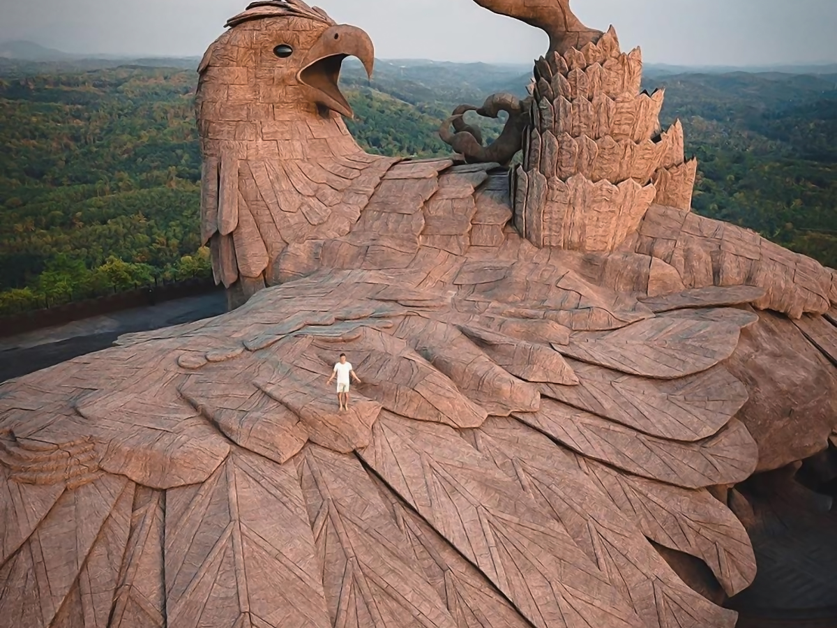 您应该参观世界上最大的鸟类雕塑贾塔尤地球中心的原因