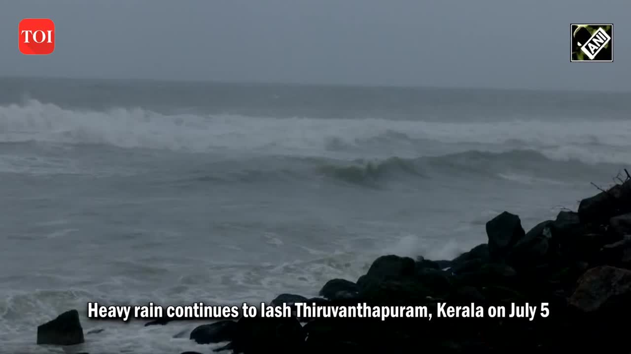 Kerala: Heavy Rains Continue To Lash Thiruvanthapuram, Orange Alert ...