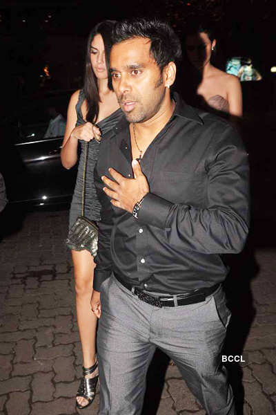 Ranbir Kapoor's b'day bash