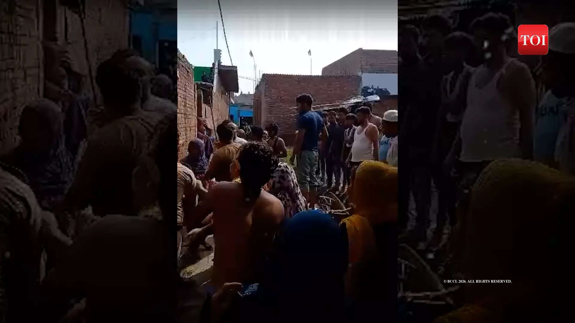 Villagers attack Meerut police team, video goes viral