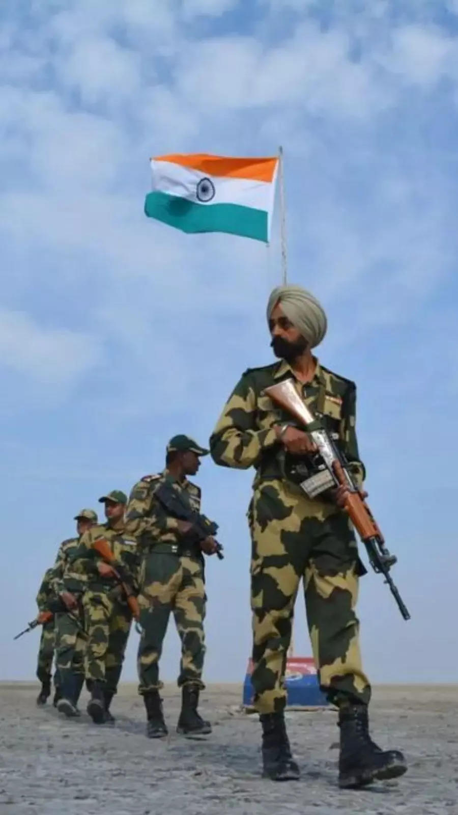 Image of Border Security Force at Wagah Border-AZ083266-Picxy