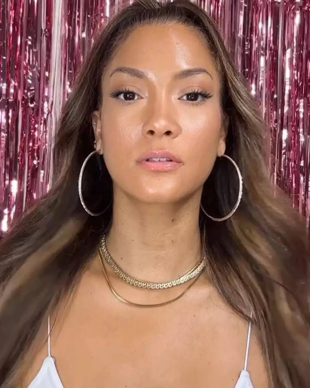 Jennifer Lopez’s self-proclaimed doppelgänger Eve is winning the internet with her spot on makeup