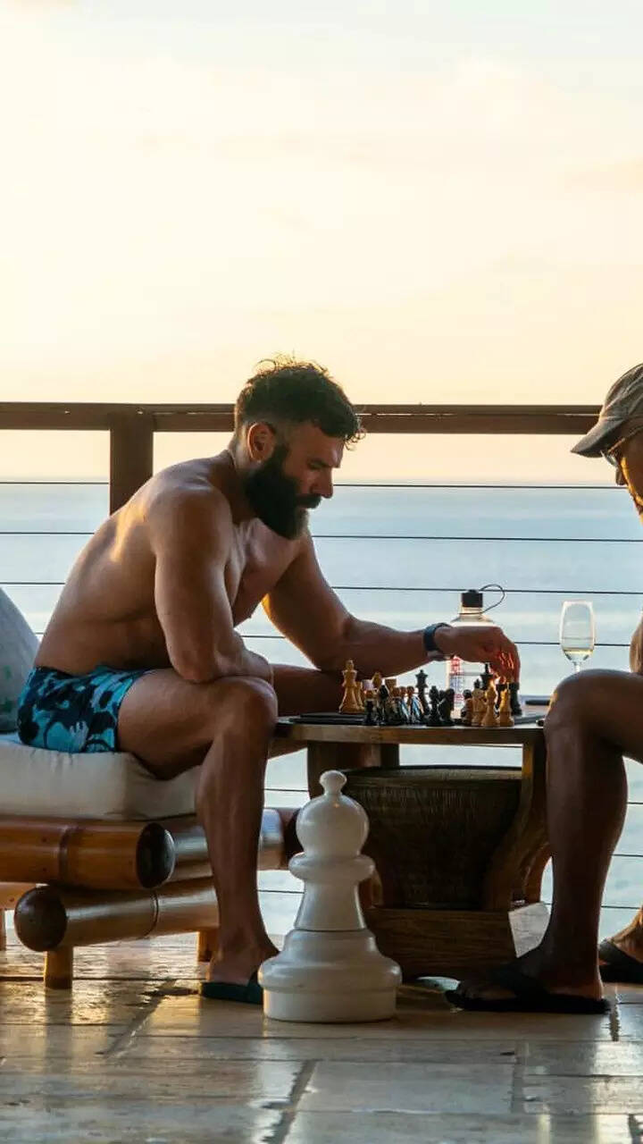 Dan Bilzerian Net Worth: Unveiling the Millionaire Lifestyle