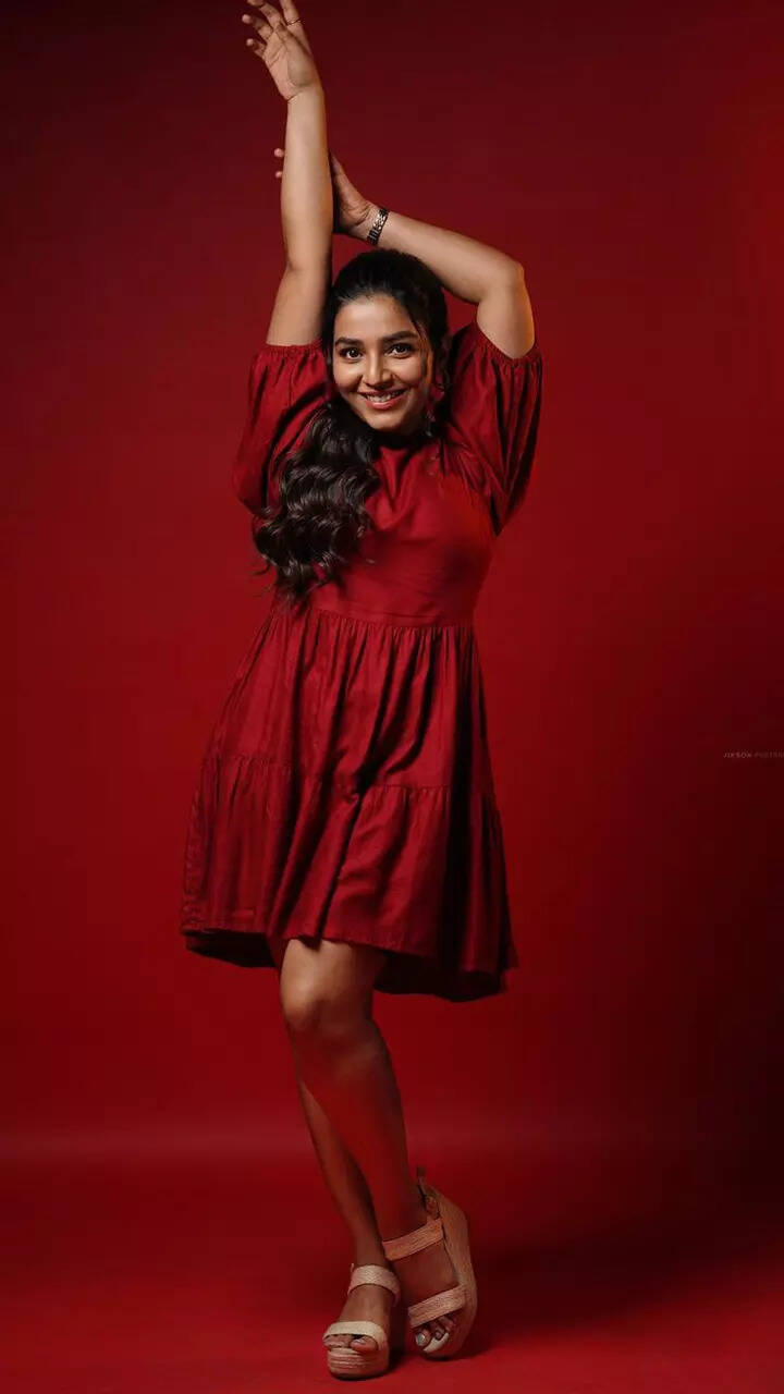 ​Rajisha Vijayan's effortlessly stylish casual look​