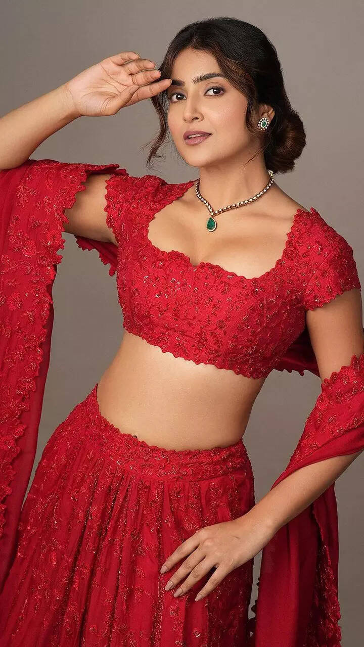 Avantika Mishra&rsquo;s latest pictures prove that red is her colour