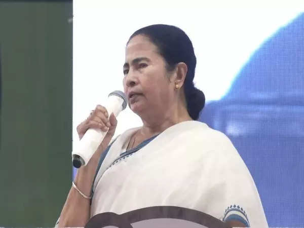 Mamata Banerjee to skip opposition dinner on Monday, to take part in daylong deliberations on Tuesday: Sources
