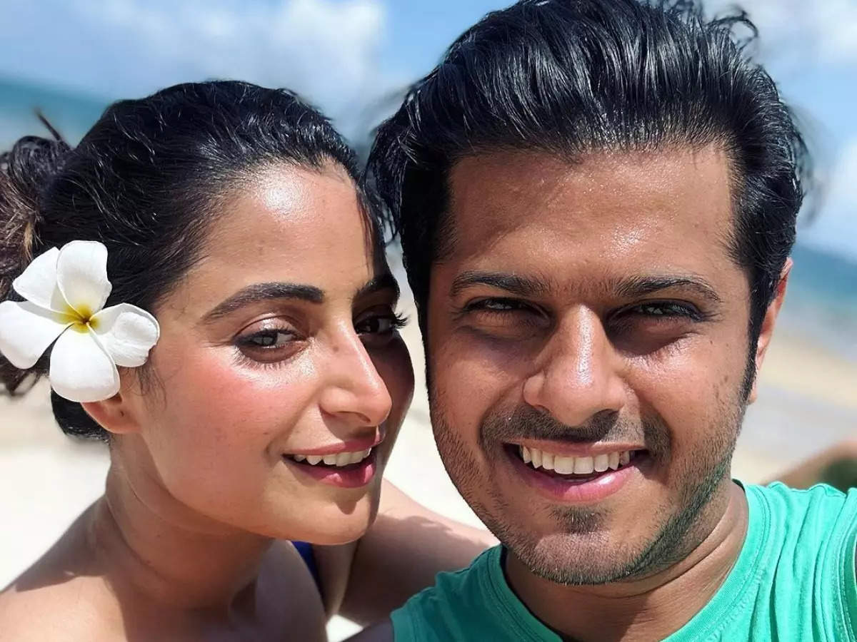 A look at Aishwarya Sharma and Neil Bhatt’s love-filled Thailand vacation pictures