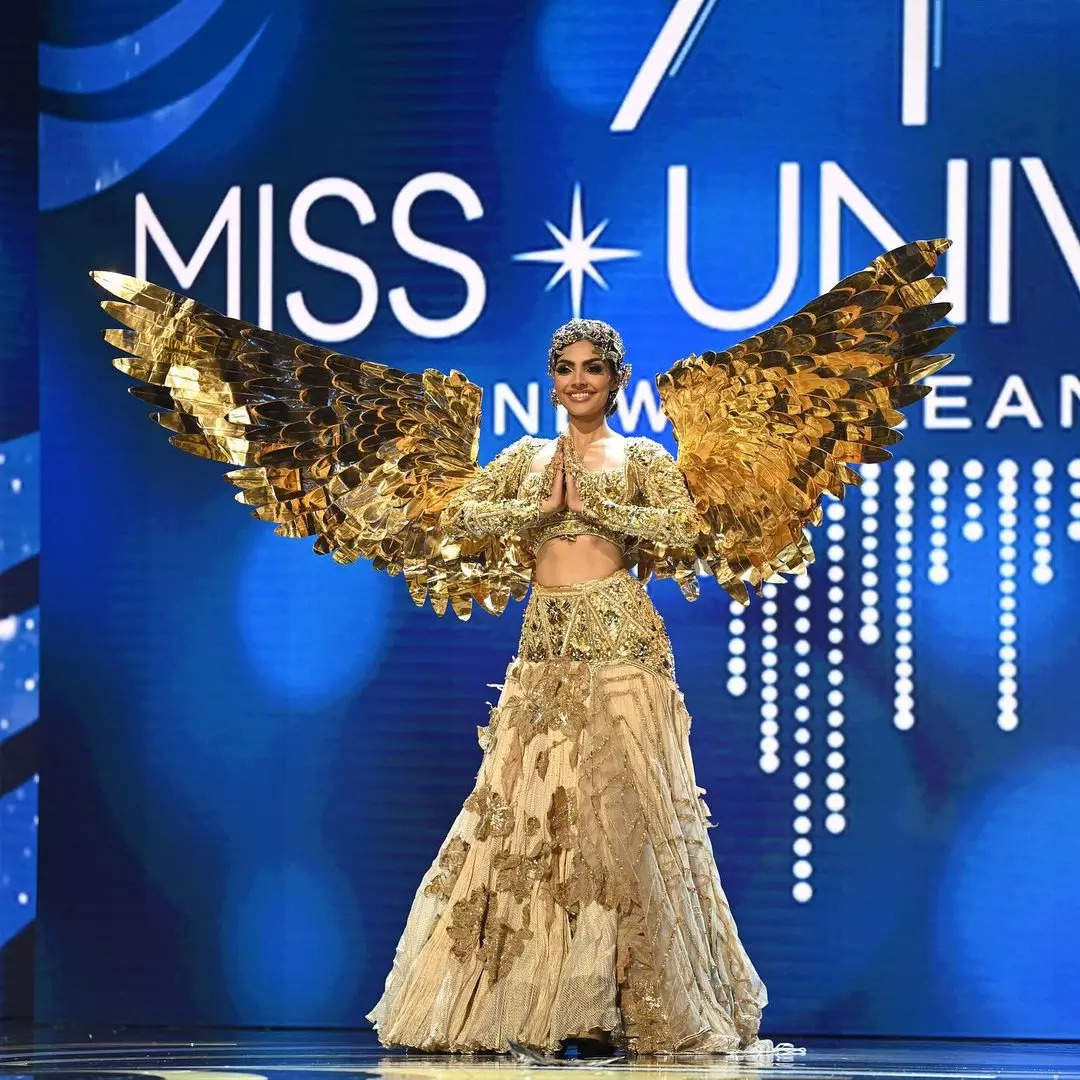 A glimpse at Miss Divas' incredible National Costume at Miss Universe!