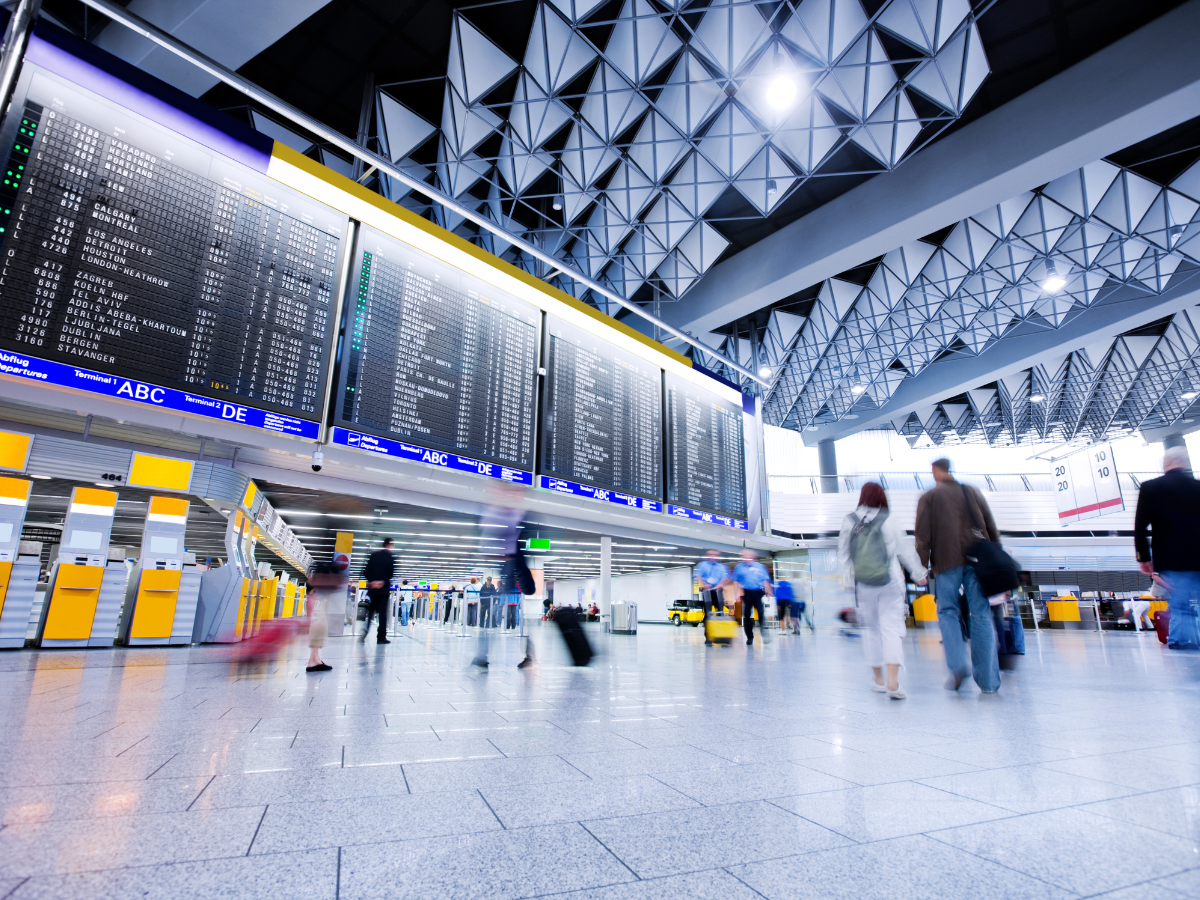 Delhi Airport Terminal 3 gets the country’s biggest lounge facility