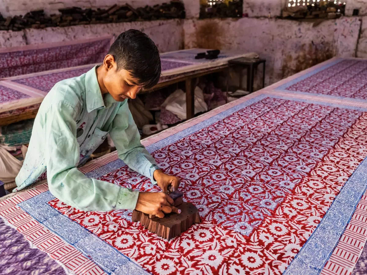 Block Printing Process on Fabric - Textile Learner