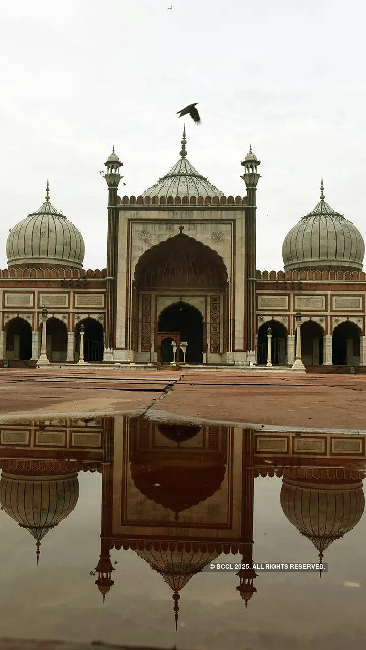 ​Indo-Persian architecture-inspired monuments in India