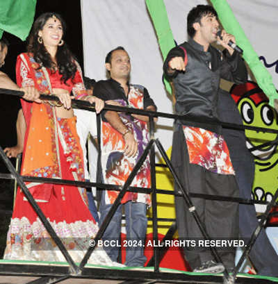 Ranbir, Nargis at garba event 