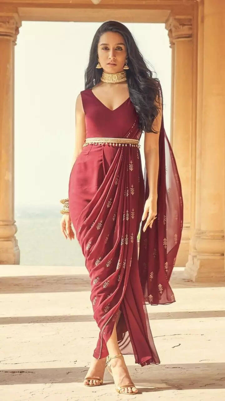 Shraddha Kapoor is the epitome of elegance in ethnic wear
