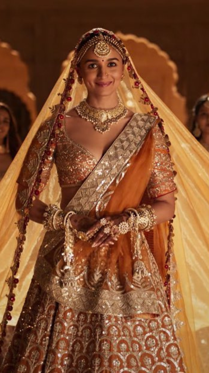 Alia bhatt in outlet bridal dress