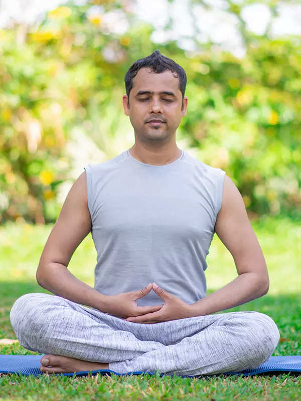 Meditation: A simple way to reduce stress, know its other benefits