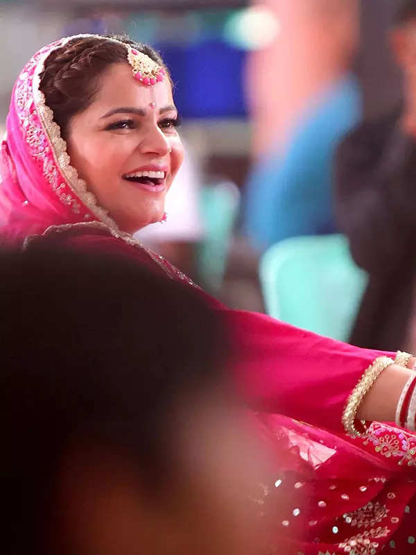 Rubina Dilaik looks mesmerising as a Punjabi bride, actress shares BTS pictures from her movie Chal Bhajj Chaliye