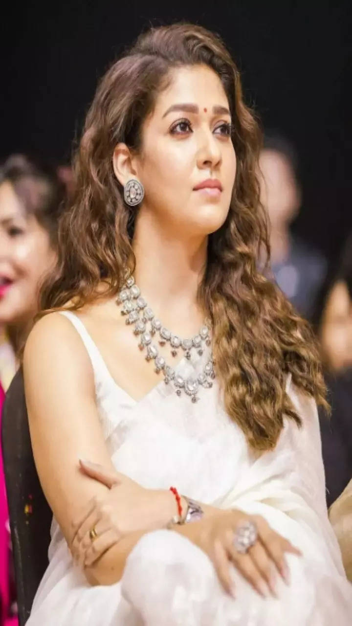 Dreamy looks of Nayanthara in white