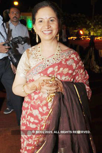 Abhimanyu Munjal & Saloni Sarin's wedding