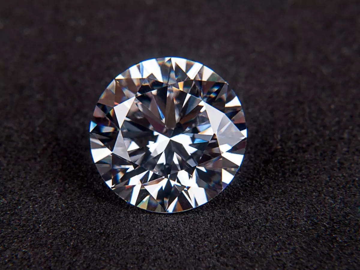 It's Time to Cut Some of the Tradition - Diamond Digest