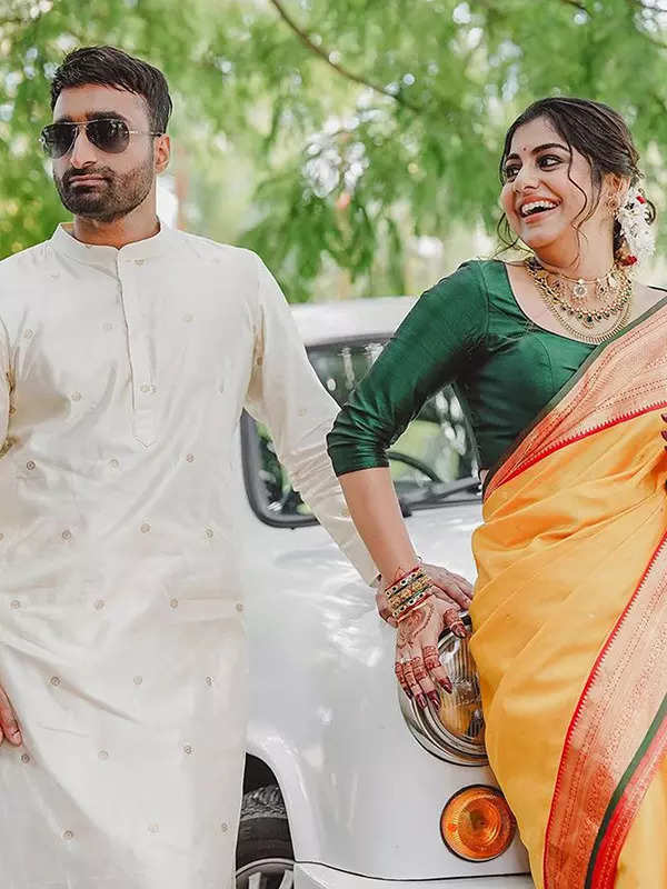 Malayalam star Meera Nandan's joyous engagement to businessman Sreeju captured in dreamy pictures