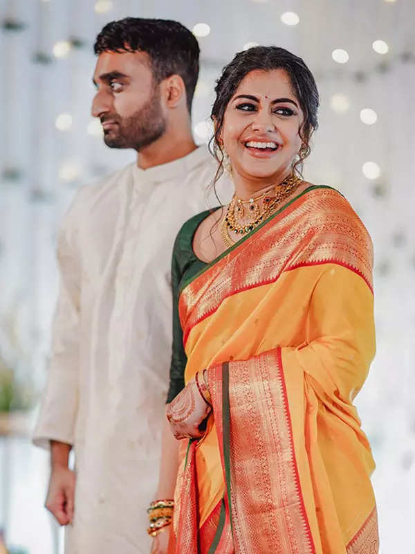 Malayalam star Meera Nandan's joyous engagement to businessman Sreeju captured in dreamy pictures