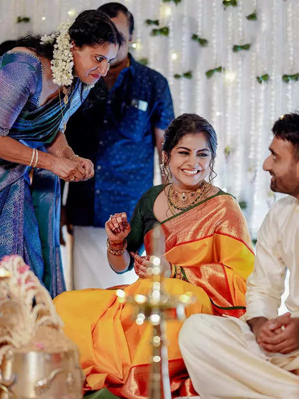 Malayalam star Meera Nandan's joyous engagement to businessman Sreeju captured in dreamy pictures