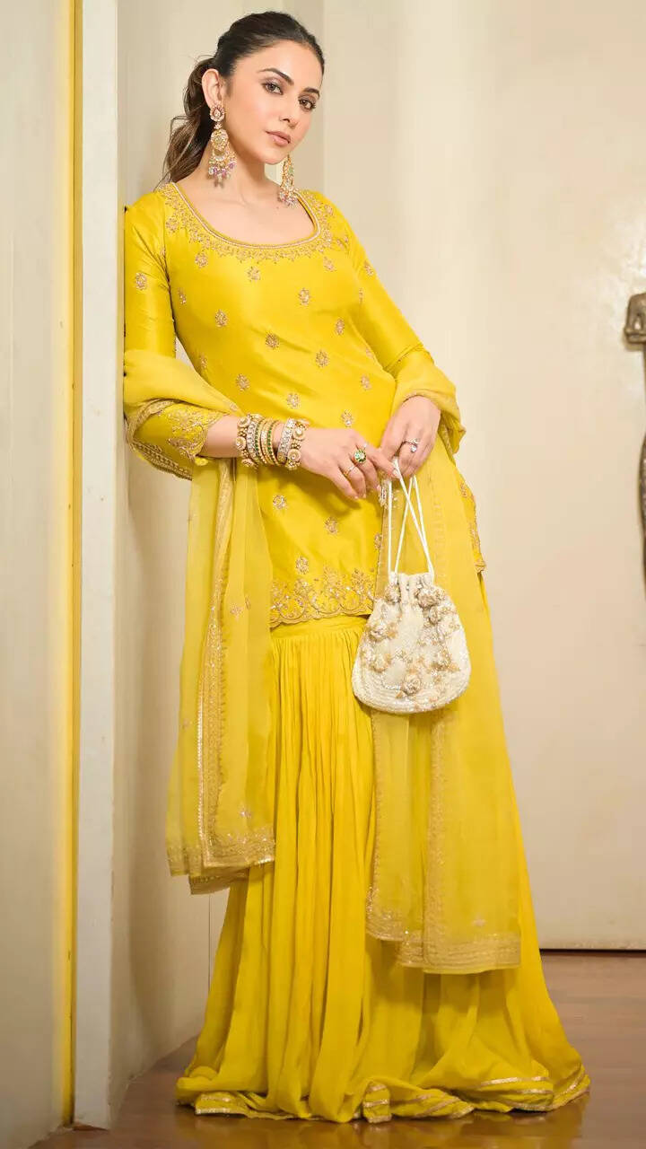 Rakul Preet Singh's yellow gharara suit will add sunshine to your weekend | TOIPhotogallery