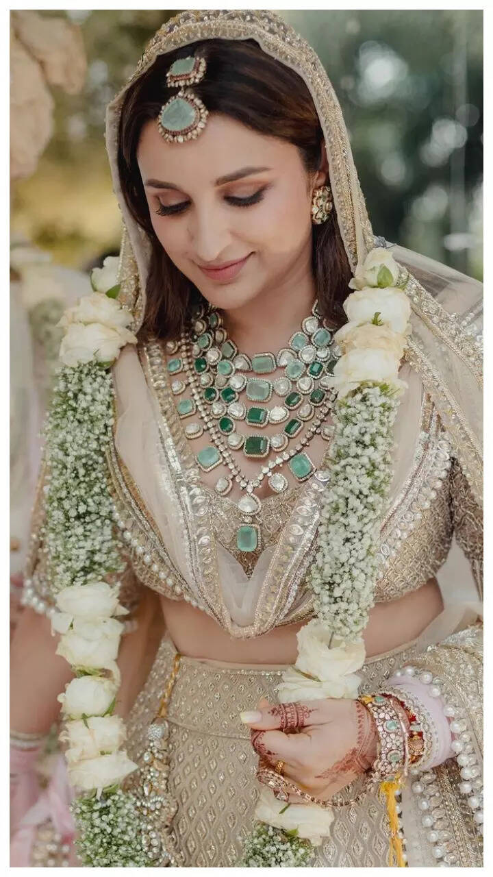 pariniti bridal look inspiration 